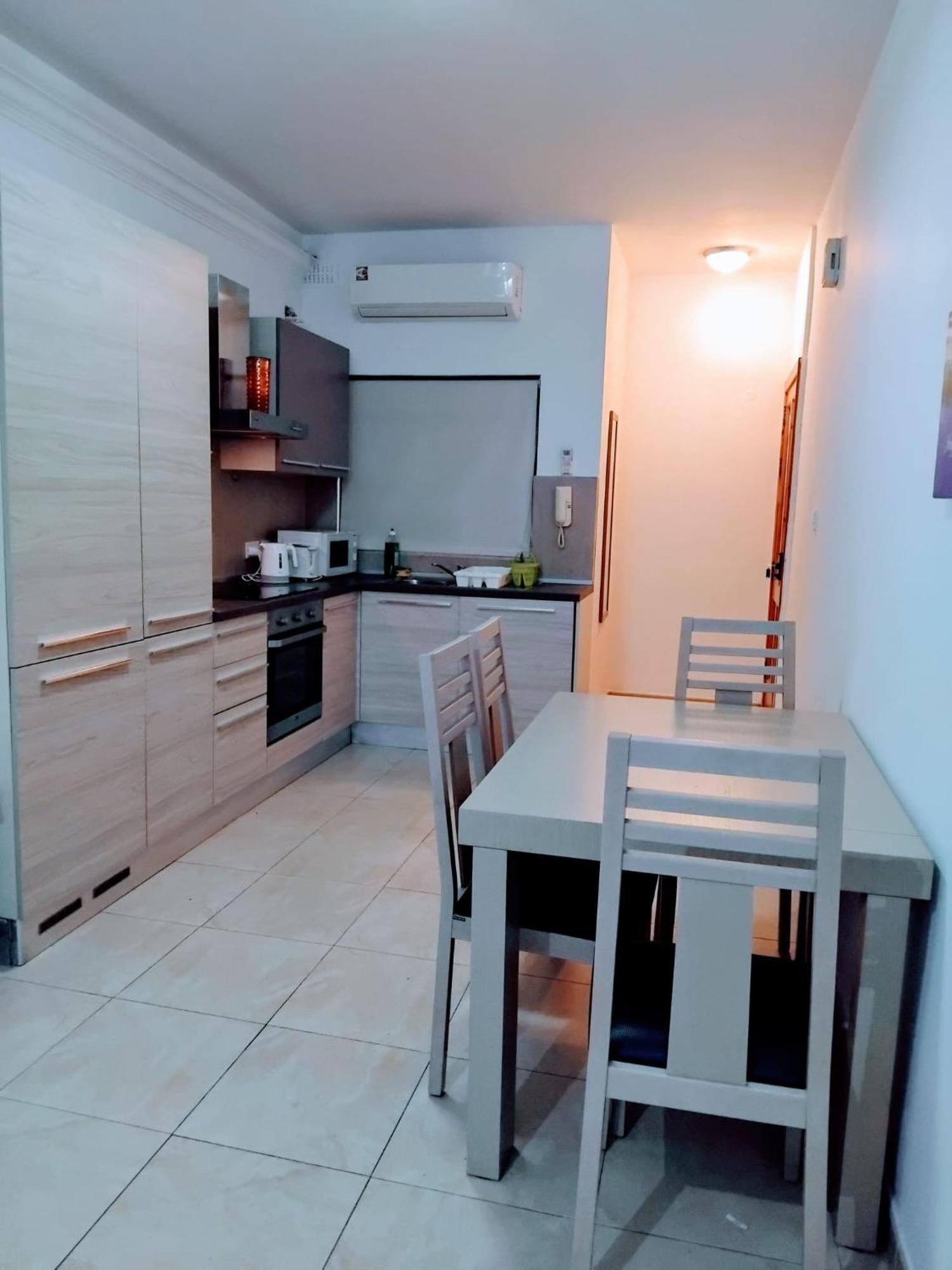 Gzira Smart 1 Bedroom Apartment Esterno foto